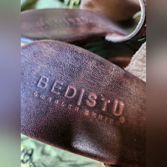 BedStu Joanne Nectar Lux Leather Wedges size 7 - Picture 2 of 7